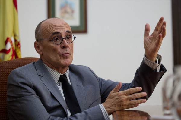 El fiscal de Delitos de Odio propone identificar a usuarios de RRSS y prohibir acceso por delito grave
