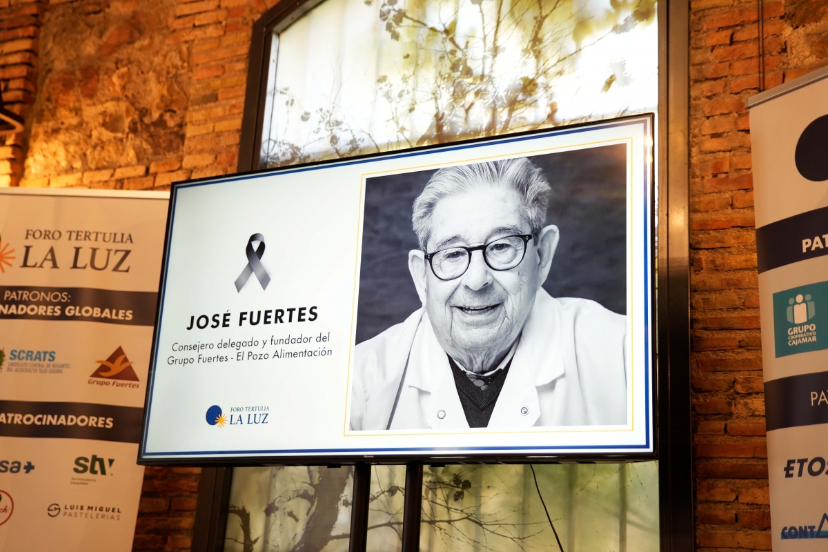  - Foto: Foro-Tertulia La Luz