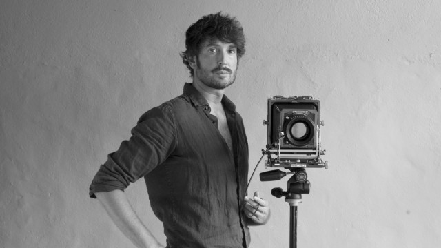 Jesús Madriñán captura el ocio nocturno de los jóvenes en 'La firmeza de un instante'