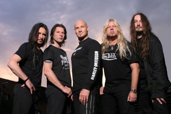 La banda alemana Primal Fear trae su 'power metal' al Roig Arena