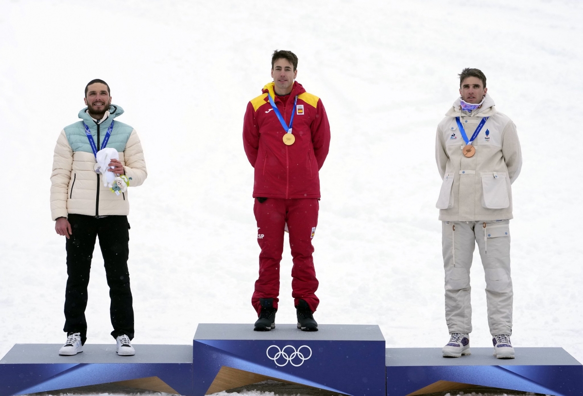 Oriol Cardona y Ana Alonso, oro y bronce en esquí de montaña en Milán-Cortina