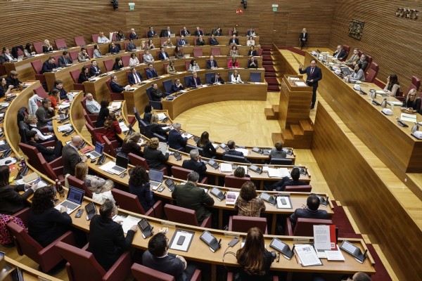 Les Corts rechazan instar al Consell a aceptar el nuevo modelo de financiación autonómica propuesto por el Gobierno