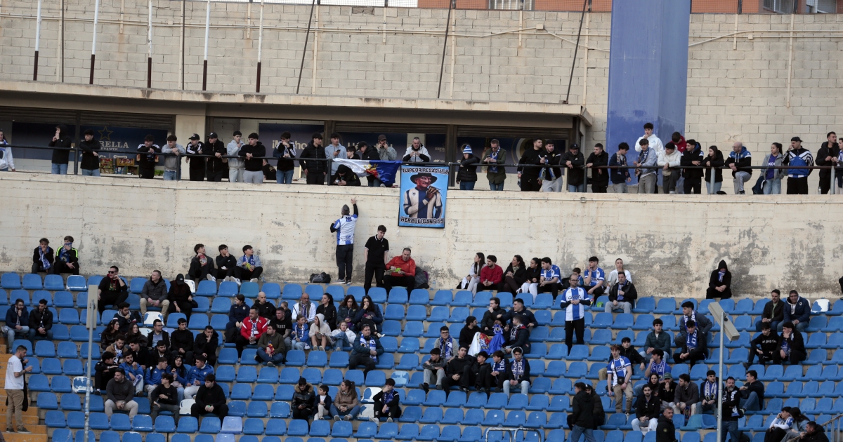 Las identificaciones policiales en la puerta 7 ralentizaron el domingo el acceso