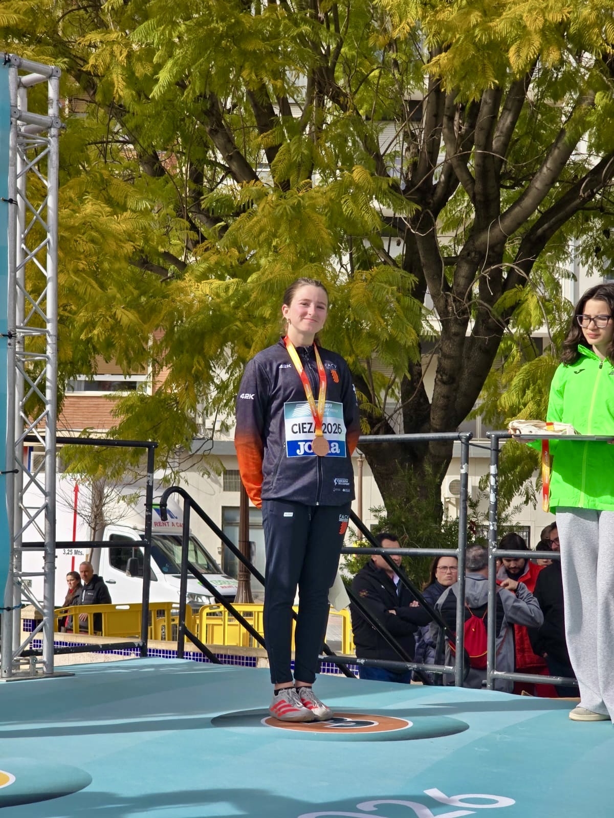 La joven Zoe, Oliva y una desgracia olímpica  