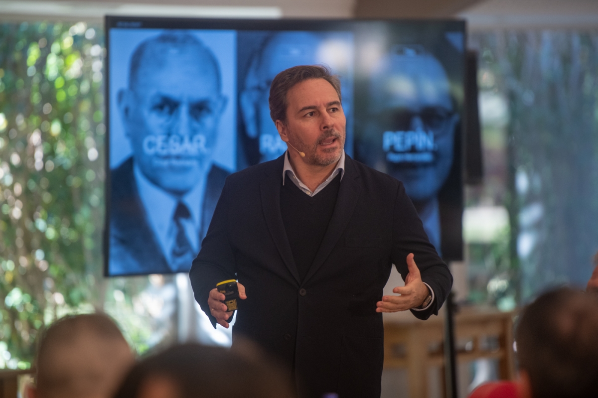 Conferencia Circular del Cámara Business Club con Dimas Gimeno, en imágenes