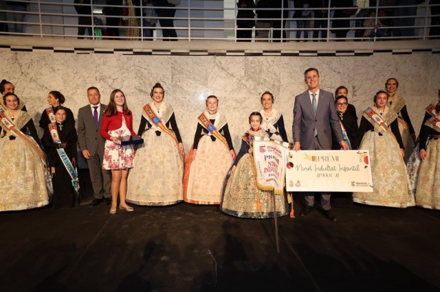 La Diputación apuesta por mantener la tradición josefina en Burriana con un premio de 2.100 euros para el 'Ninot Indultat'