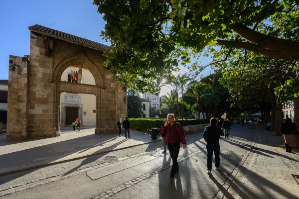 Por una València vertical… y literal: en qué edificio transcurriría tu próxima novela 
