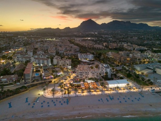 Finaliza la implantación de la Smart Office en l’Alfàs del Pi, un avance clave en turismo inteligente 