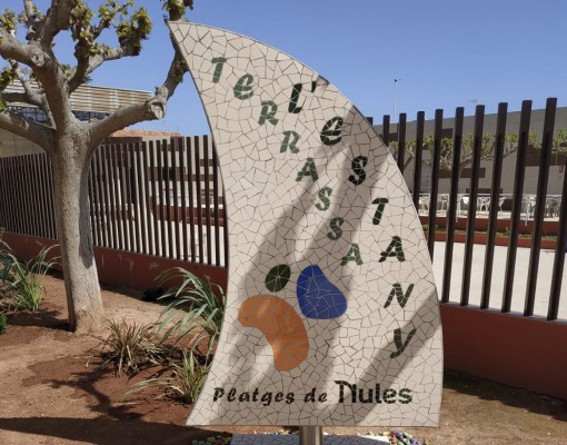Nules licita la concesión para explotar el quiosco y la terraza situados en el Parque de l'Estany