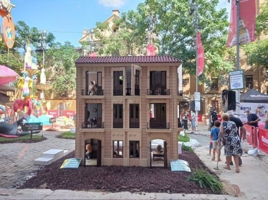 El Ayuntamiento de València convoca los premios a las fallas innovadoras y experimentales 2026