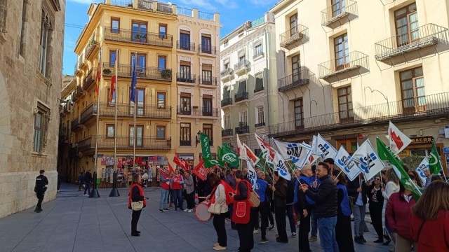 Sindicatos exigen al Consell subir el complemento de los funcionarios de Justicia para equipararlos con la media estatal