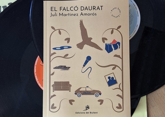Juli Martínez Amorós desvela el misteri del 'Falcó daurat' en la seva nova novela 