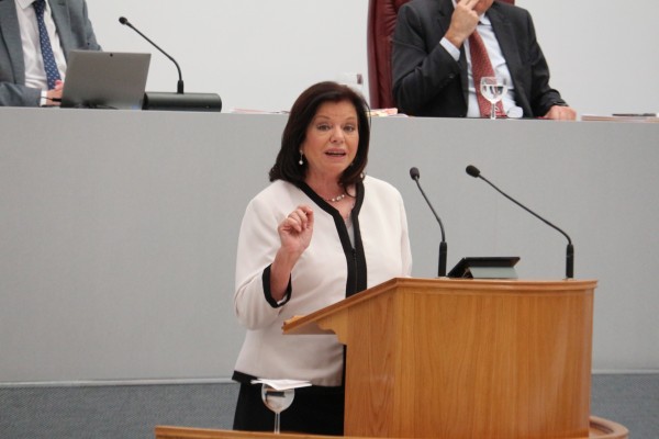 El PSOE pide a López Miras que impulse una Ley de Memoria Democrática en la Región