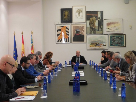 El Consell explorará nuevas vías para legislar sobre el derecho civil 