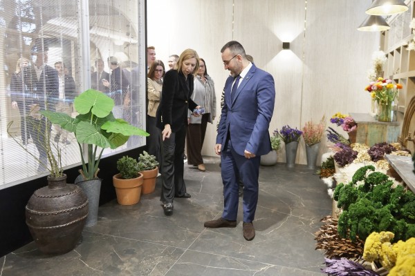 Una planta fotovoltaica de 30.000 metros cuadrados abastecerá el 10% del consumo eléctrico de Porcelanosa 