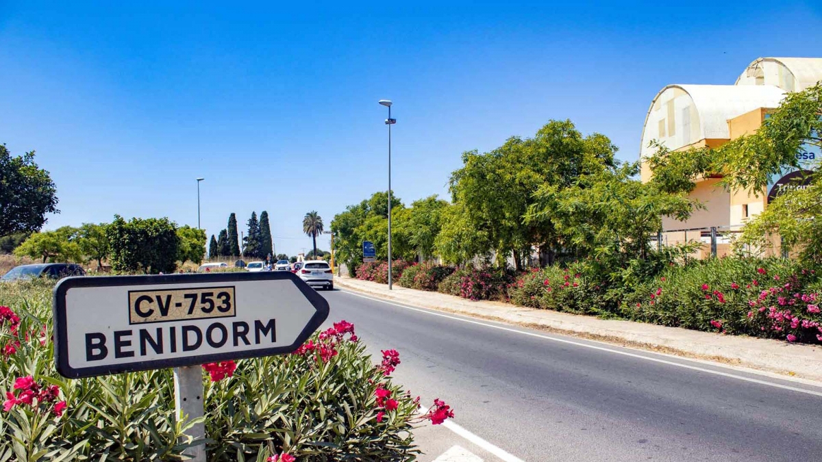 Benidorm creará una glorieta e introducirá mejoras en el carril bici en la avenida de l’Albir