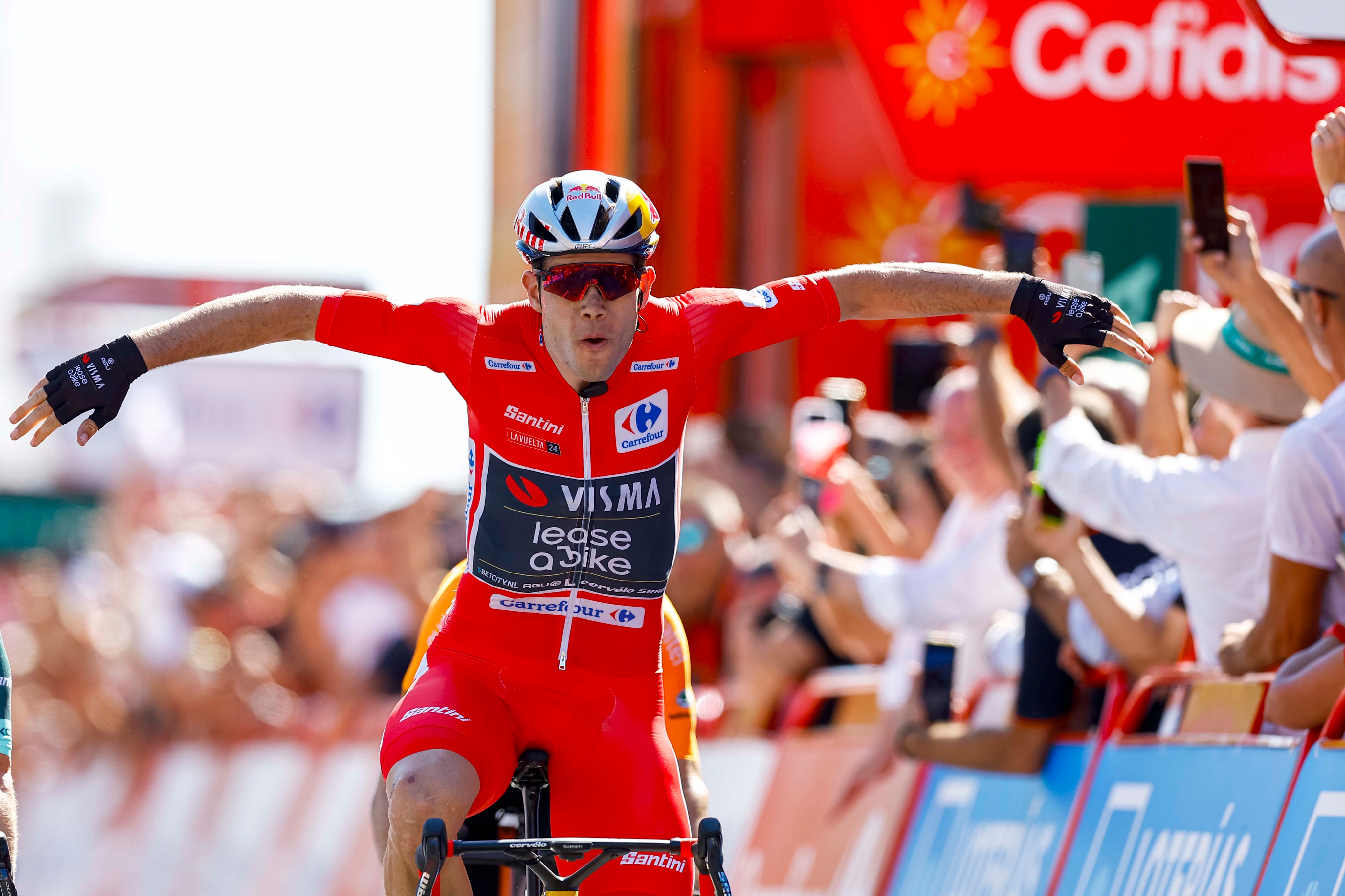 Van Aert impone el poder del maillot rojo
