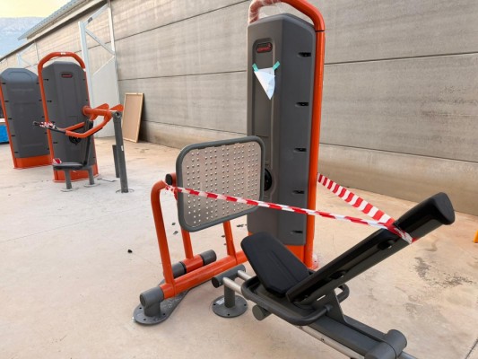 Calp instala un gimnasio exterior gratuito, el segundo de sus características en España