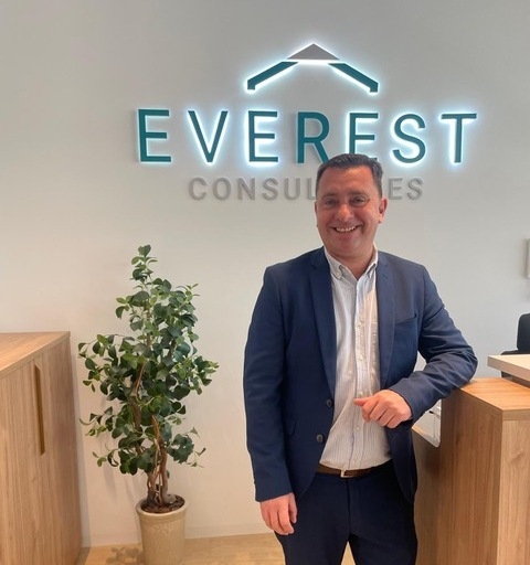 Everest Consultores se lanza al área residencial de la mano de Federico Cabrera y su equipo