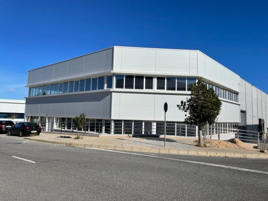 La multinacional CCL Label, líder en etiquetado de productos, estrena en Tibi una planta de 10.000 m2