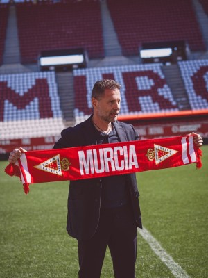 Curro Torres vuelve al Real Murcia 