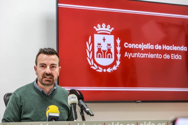 Elda cierra las cuentas de 2025 con un superávit de 4,8 millones y deuda municipal cero
