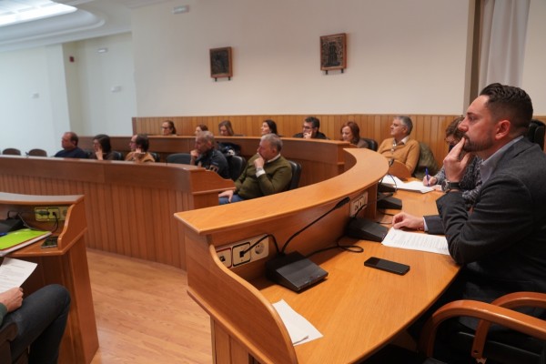 Paterna avanza en su reconocimiento como Gran Ciudad con la presentación de la Memoria justificativa