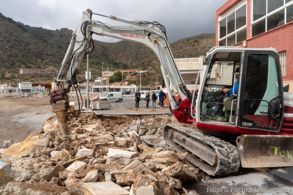 Técnica y Proyectos dirigirá las obras de reparación del paseo marítimo de El Portús