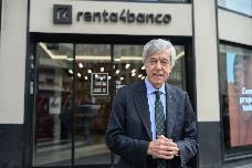 Juan Carlos Ureta: "El impacto del conflicto en la inflación será transitorio gracias a la IA y renovables"