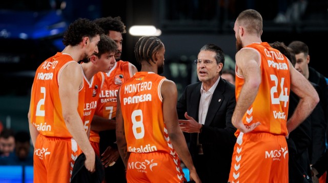 Valencia Basket reanuda la Euroliga ante un Baskonia de celebración