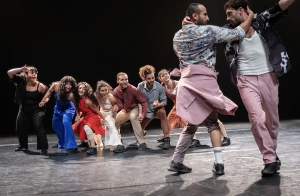'Badke(remix)', danza palestina como 