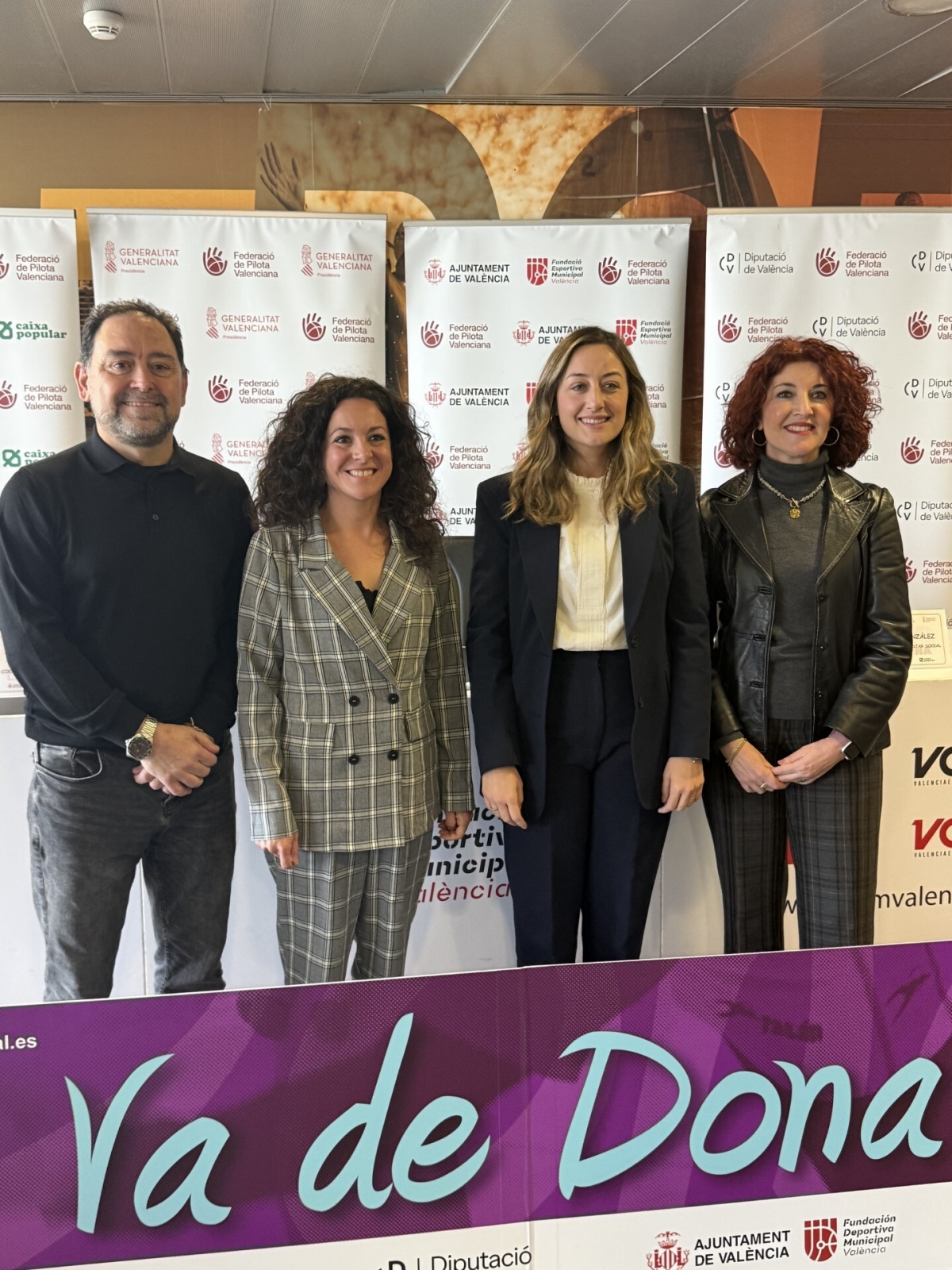 La Fundación Deportiva Municipal y la Federació de Pilota Valenciana celebran la décima edición de ‘Va de Dona’ para visibilizar la presencia femenina en nuestro deporte autóctono 
