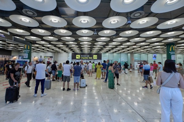 España recibe más de 11 millones de viajeros aéreos internacionales en julio, un 8,6% más que en 2023

