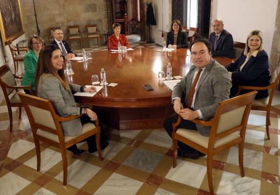 Pérez Llorca propone la creación de una Red de Universidades de la Comunitat Valenciana para el Empleo