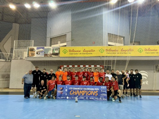 El Fertiberia  gana el 'Global Tourism Handball' tras vencer al Benidorm (30-29)