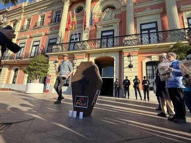 El Ayuntamiento de Murcia se persona en el procedimiento contra el cambio de uso del Cine Rex