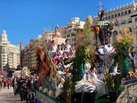 El Centro de Gestión de Tráfico organiza un operativo especial por la Cavalcada del Ninot del sábado