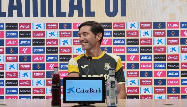 Marcelino repasa la actualidad 'grogueta' antes del debut ante el Atlético: Gerard, Baena, Sørloth...