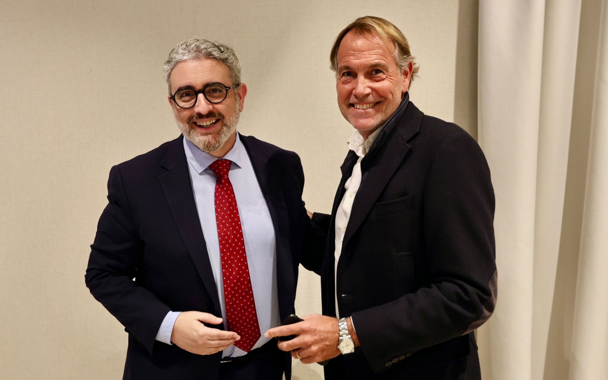 La Universitat Politècnica de València reúne a instituciones y grandes empresas para analizar el futuro de las ciudades inteligentes