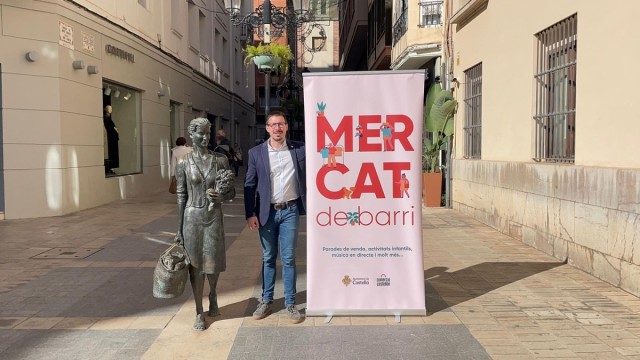 Puestos comerciales o talleres infantiles: Castelló instala el Mercat de Barri en la plaza Vilanova d'Alcolea