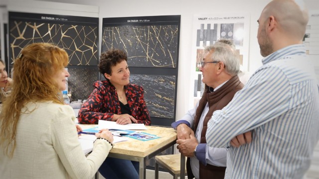 Onda otorga los primeros 16.500 euros en ayudas a empresas para la contratación de desempleados
