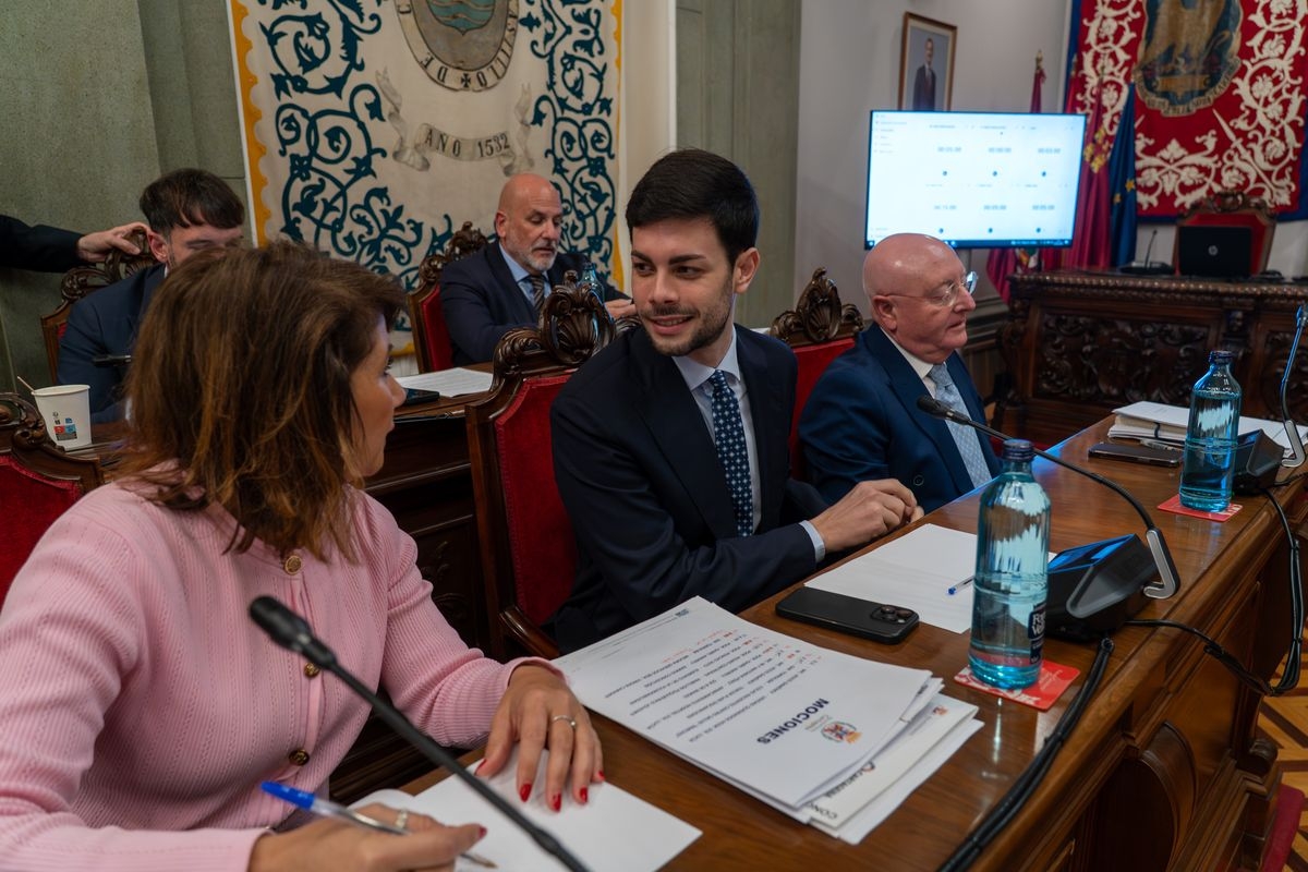 El debate migratorio deriva en duelo bíblico en Cartagena