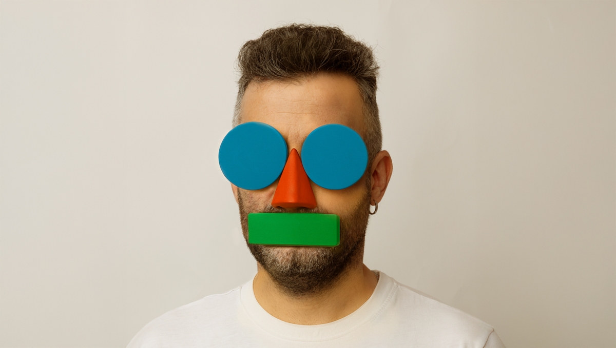 Los 'autodefinidos' de las Fallas: Javier Valiente en tres obras