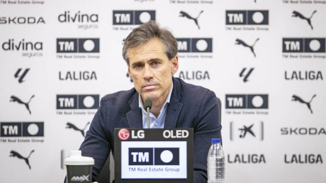 Corona sobre Mamardashvili: 