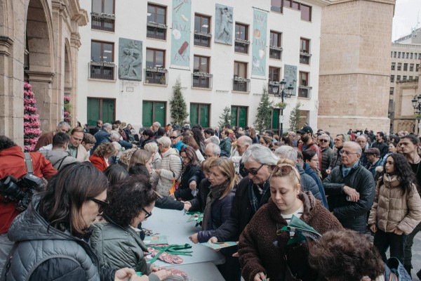 Castelló repartirá las cintas y pulseras de Magdalena el próximo martes y miércoles en la plaza Mayor