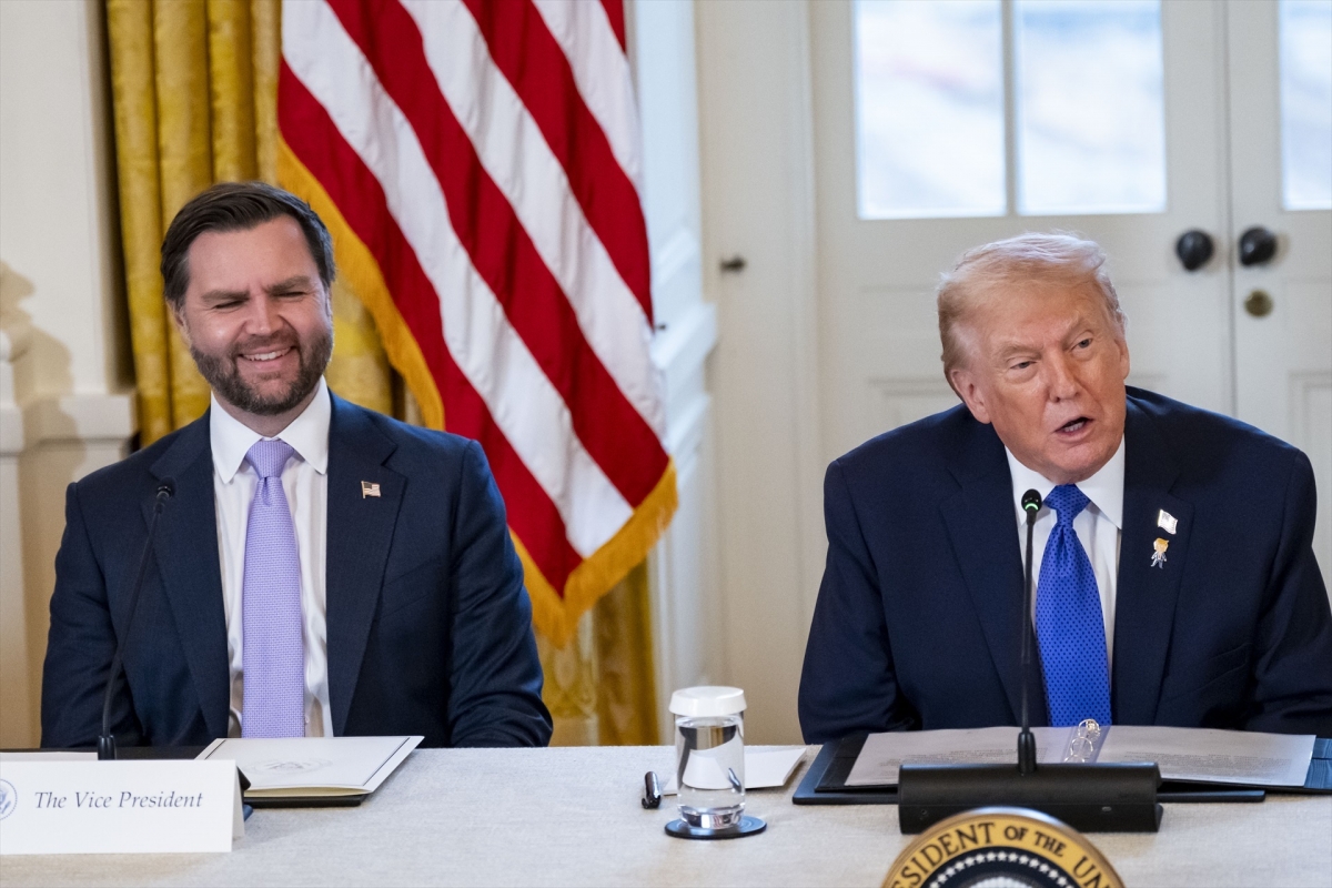El presidente de EEUU, Donald Trump, junto al vicepresidente, JD Vance.