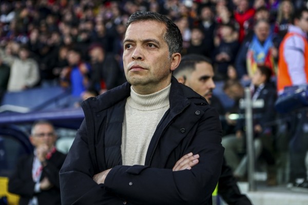 Luís Castro: “Tenemos la responsabilidad de dar todo por este club”
