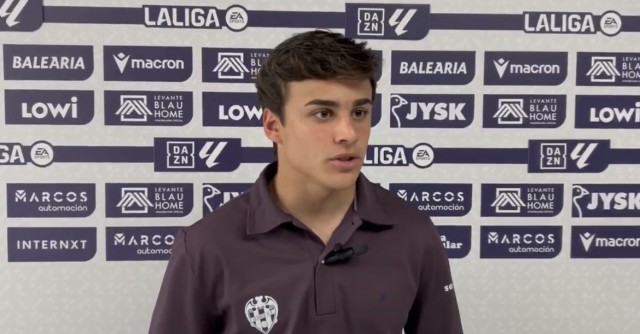Carlos Álvarez: 