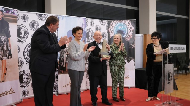 Onda reconoce a Amado Ortells por llevar el nombre de la ciudad a la alta costura internacional