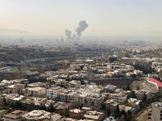 EEUU e Israel lanzan un ataque masivo contra Irán